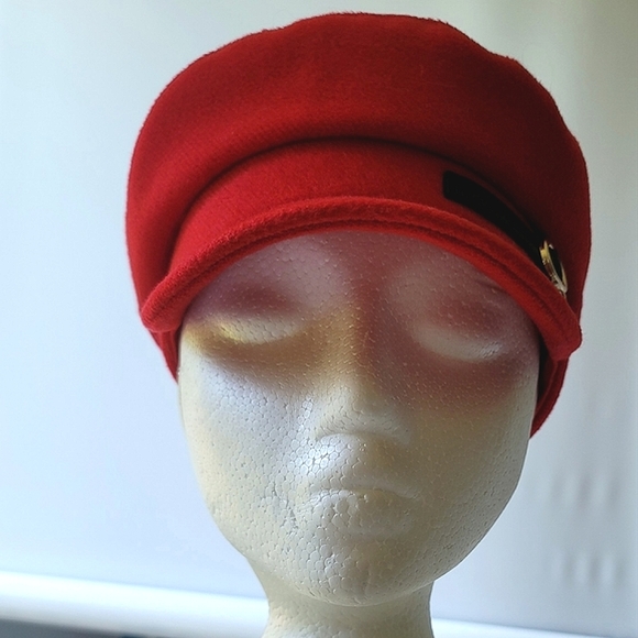River Island Girls Red Charm Baker Boy Hat UK 5 - 12 yrs old - Picture 5 of 11